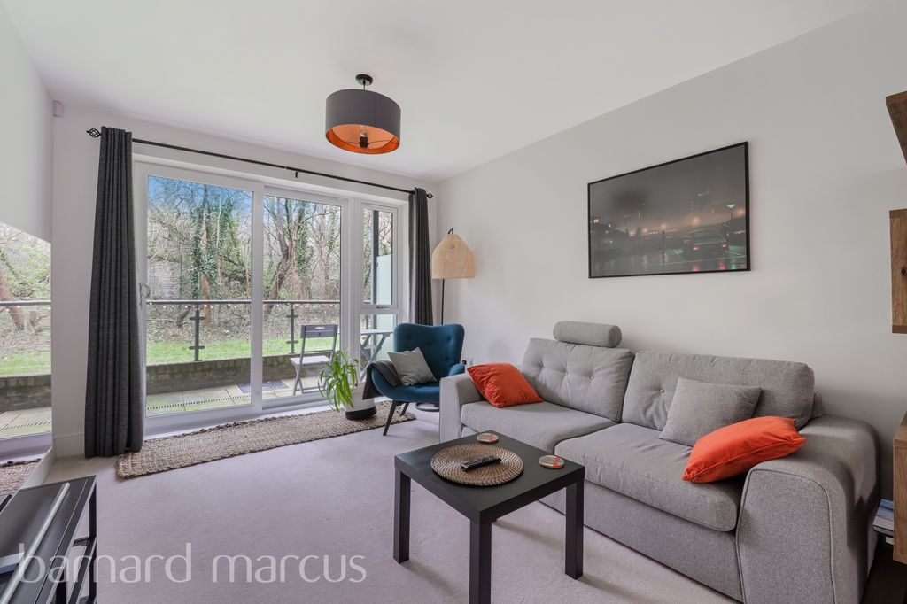 Property photo 2 of 9 Reception Room