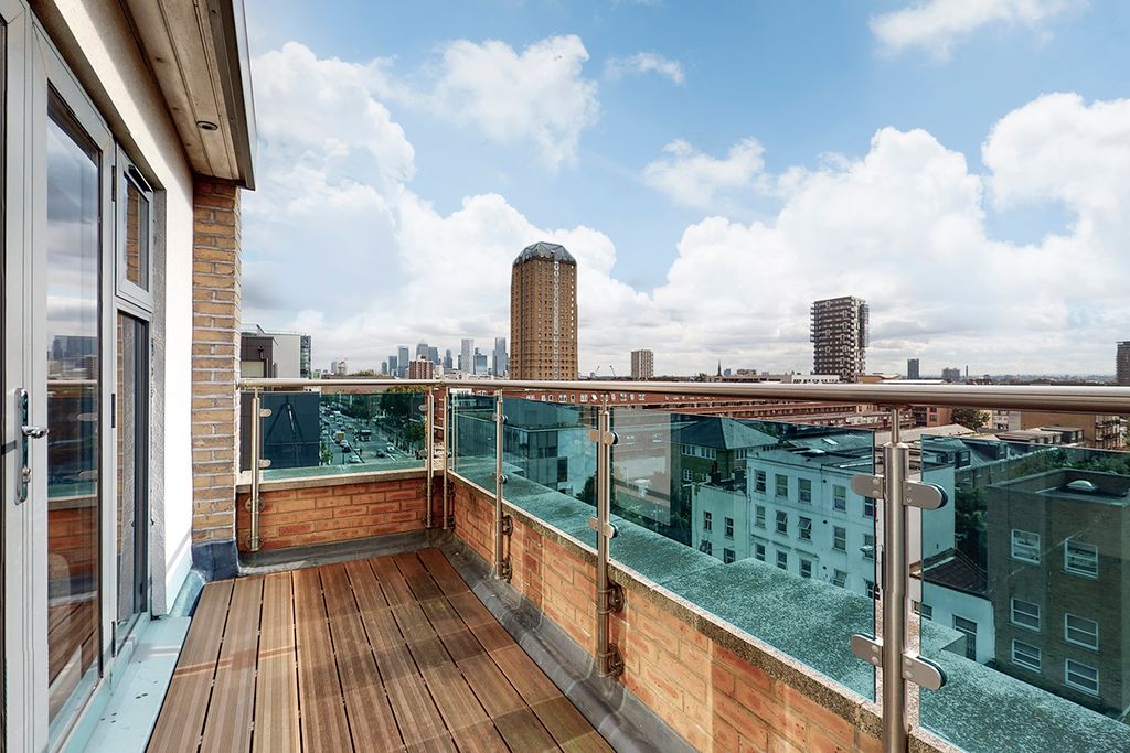 Property photo 2 of 15