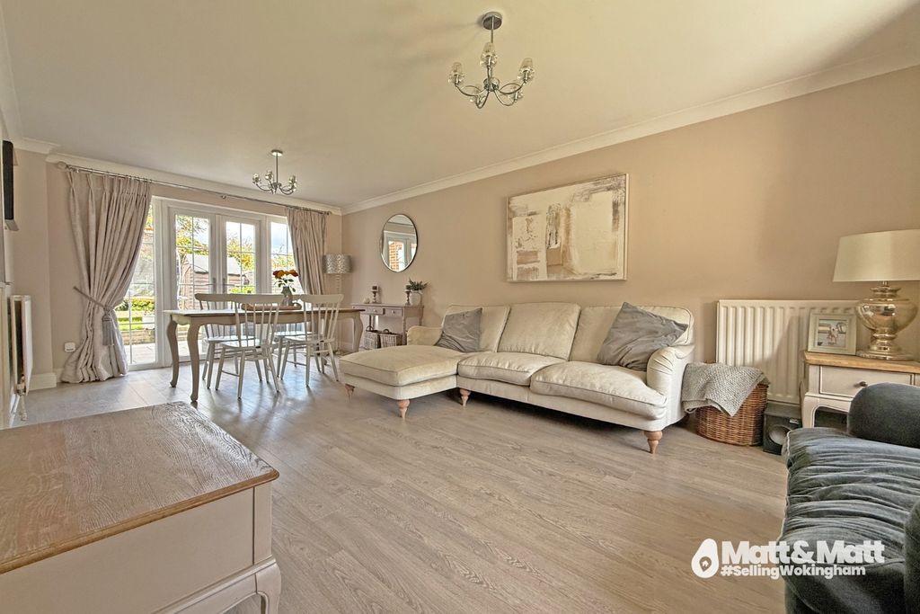 Property photo 2 of 12 2325533