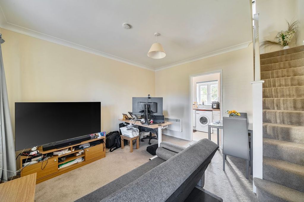 Property photo 3 of 9 13836591069204B104Fdf2