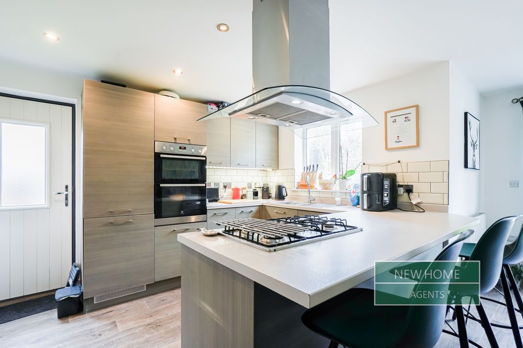 Property photo 2 of 25 Photo 5