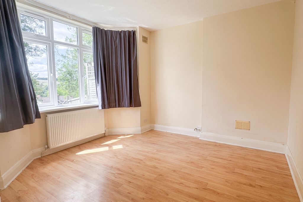 Property photo 2 of 12 2.Jpg
