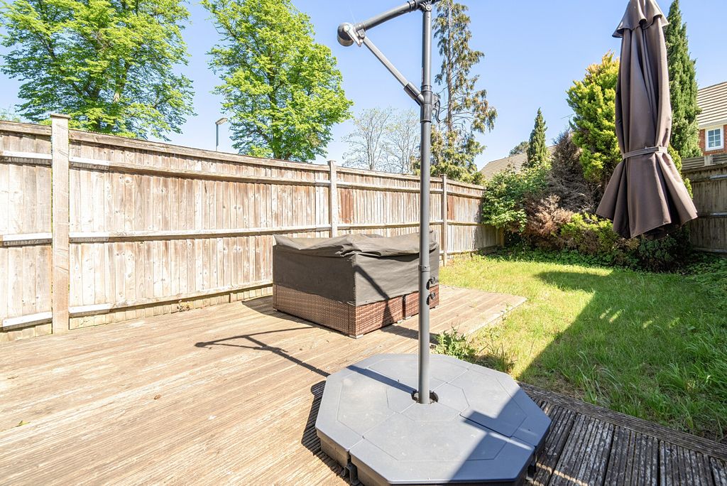 Property photo 2 of 16 1-69F4Aea8c7413-1...