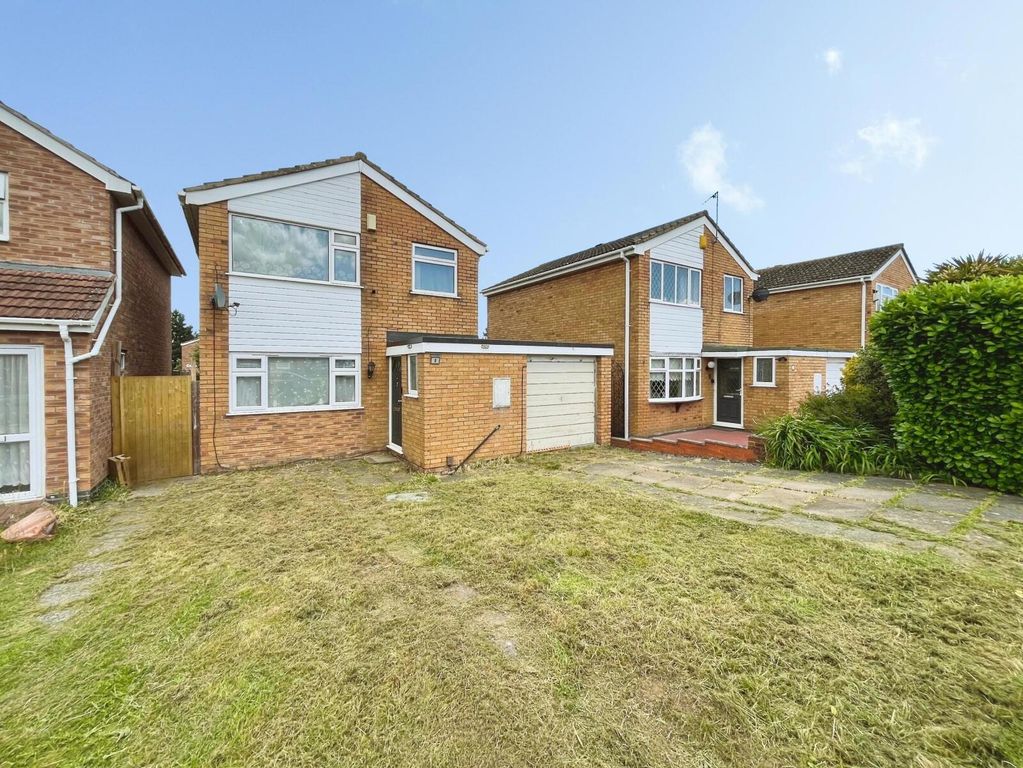 Property photo 1 of 16 Front