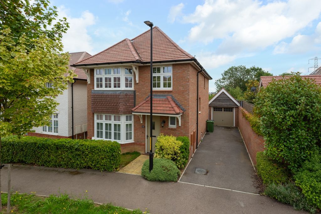 Property photo 1 of 14 4215613