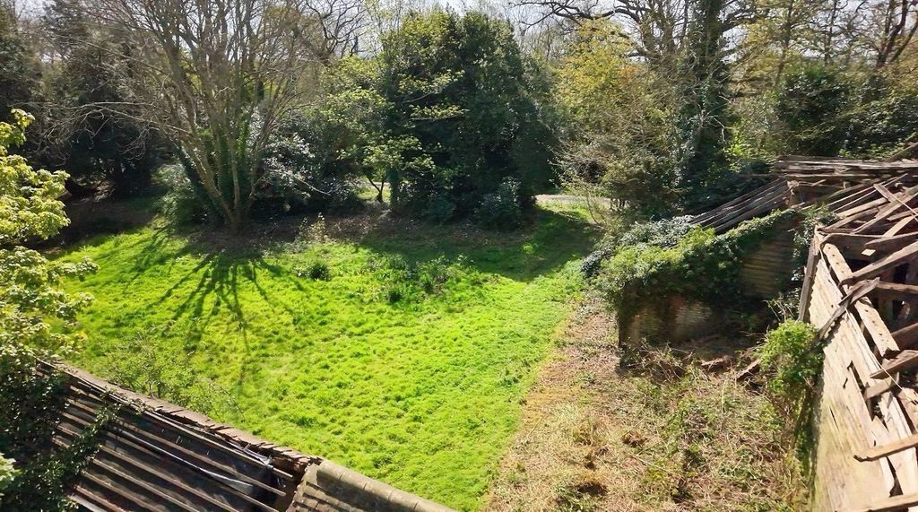 Property photo 1 of 3 Picture No. 75