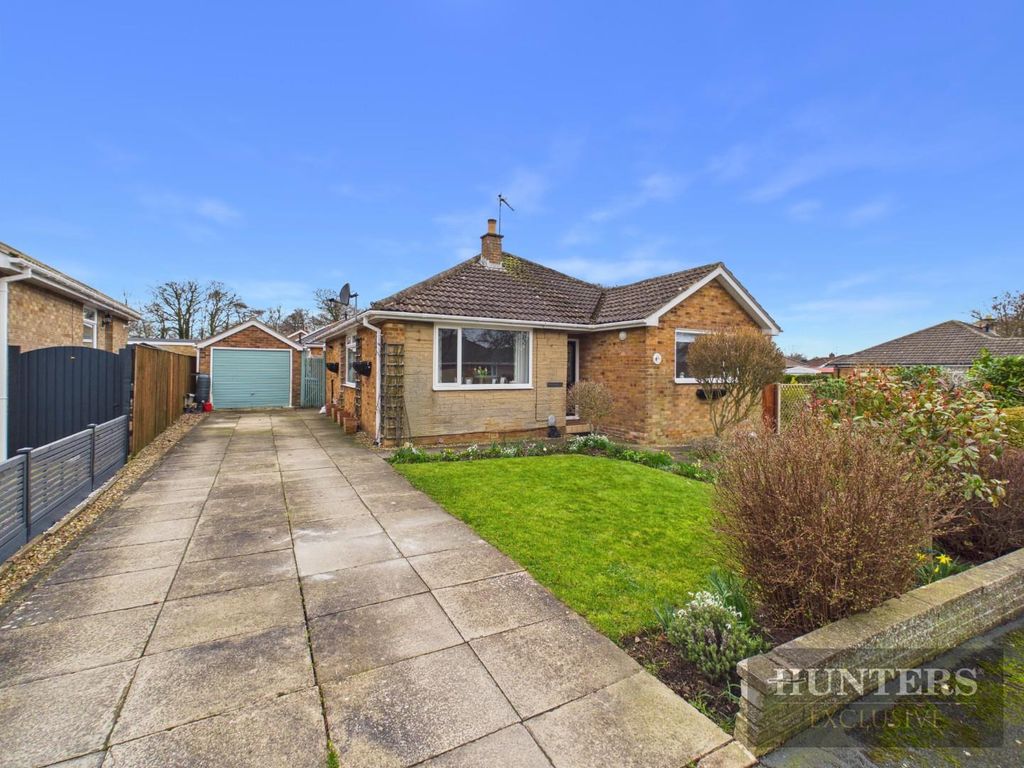 Property photo 1 of 20 Front