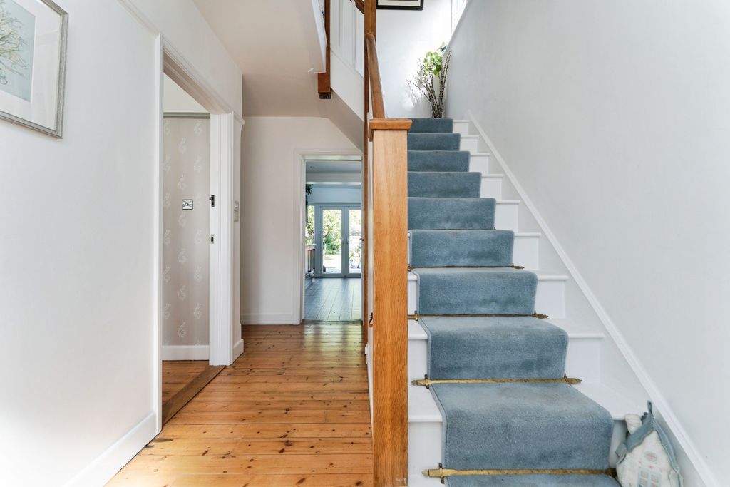 Additional image 12 of 3 bed semi-detached house for salePerne Road, Cambridge CB1