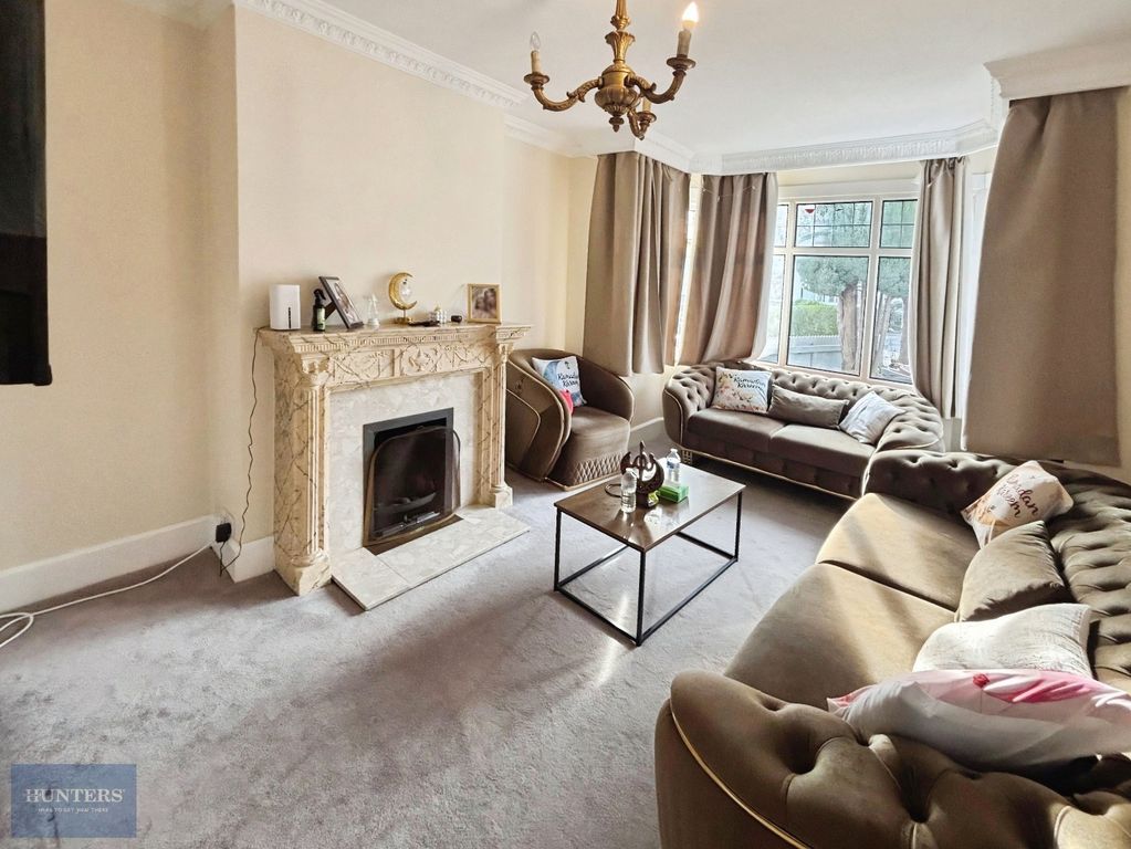 Property photo 2 of 17 Front Reception Room