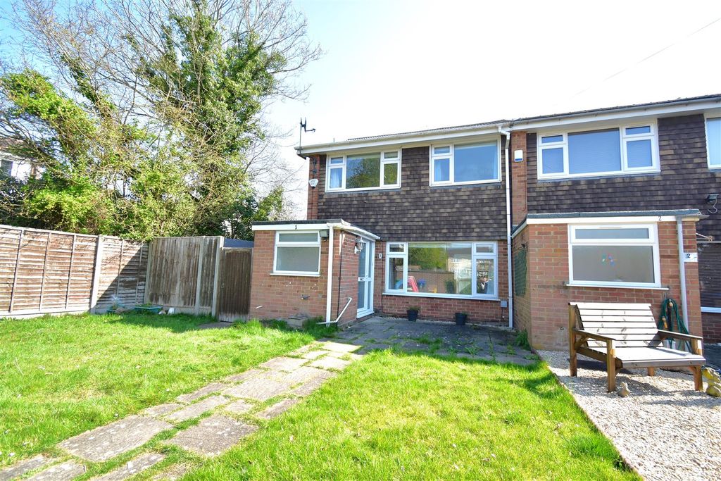 Property photo 1 of 18