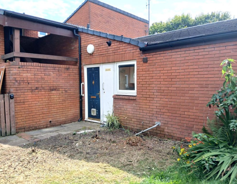 Property photo 1 of 1
