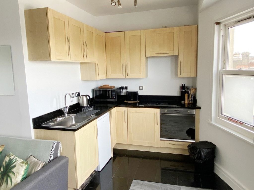 Property photo 2 of 9 Media Image 01