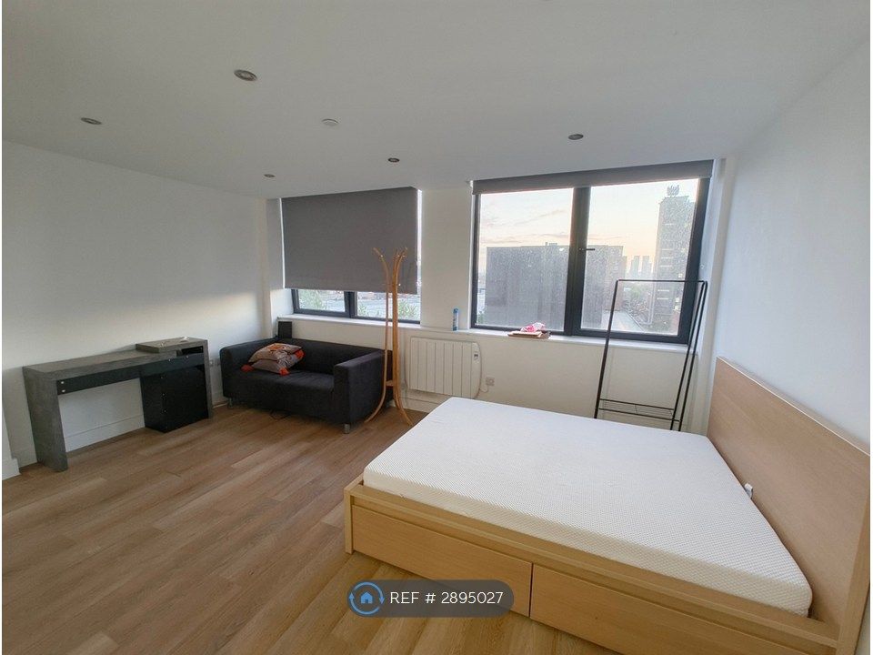 Property photo 2 of 9
