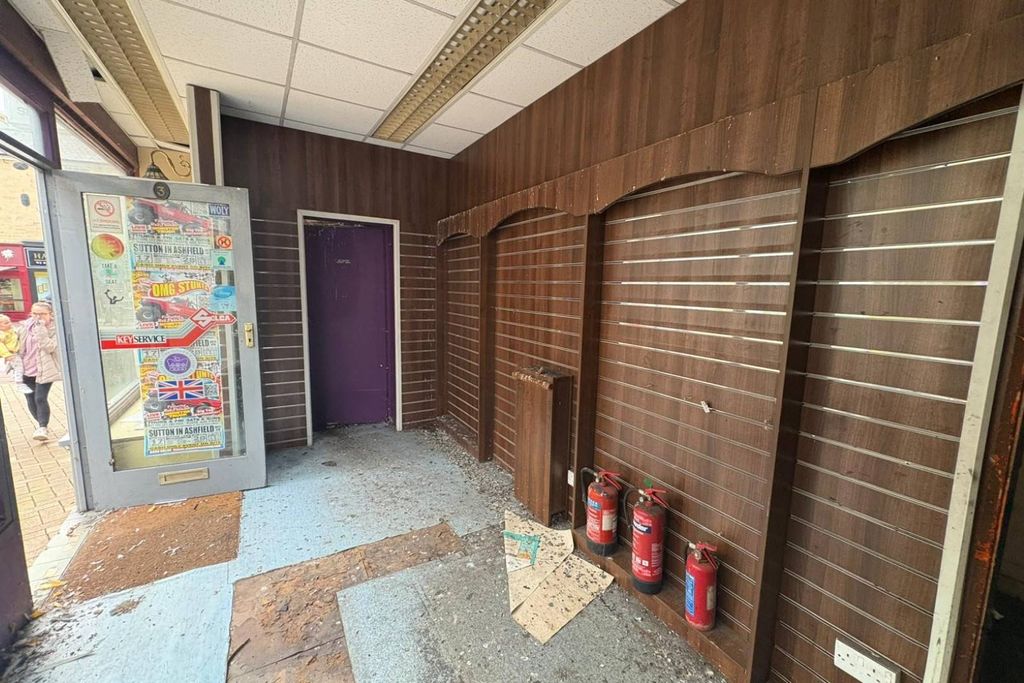 Property photo 3 of 5