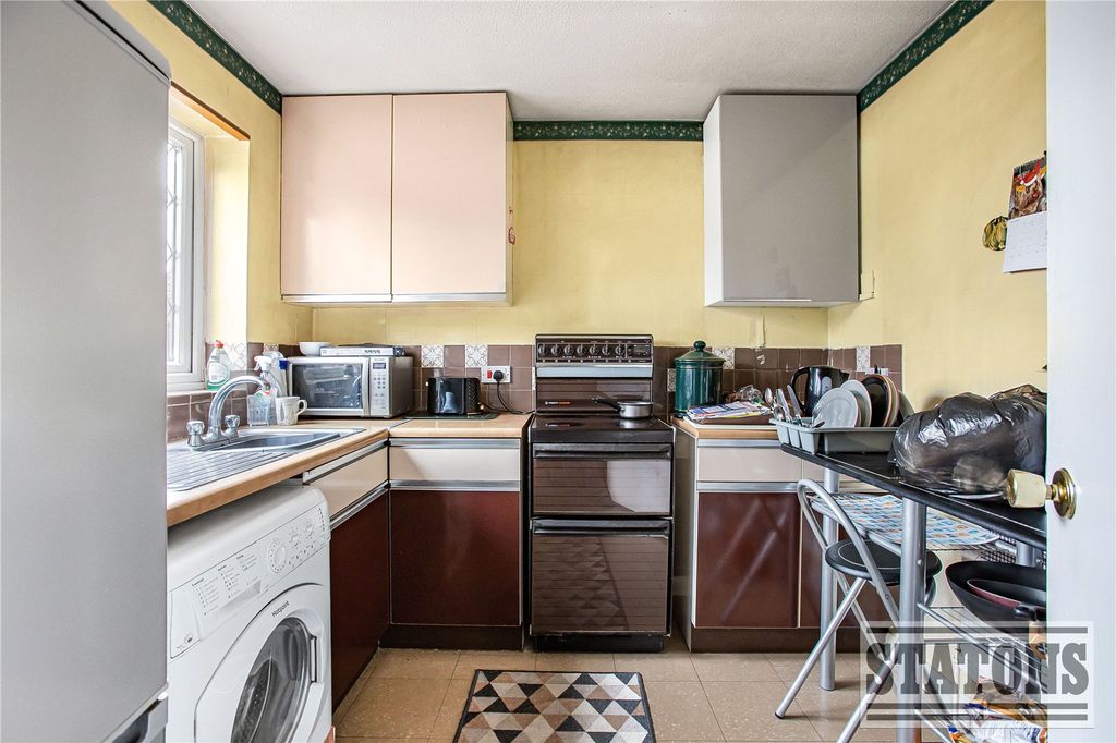 Property photo 3 of 8 Picture No. 23