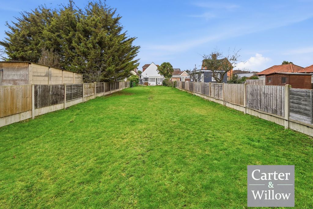 Property photo 3 of 22