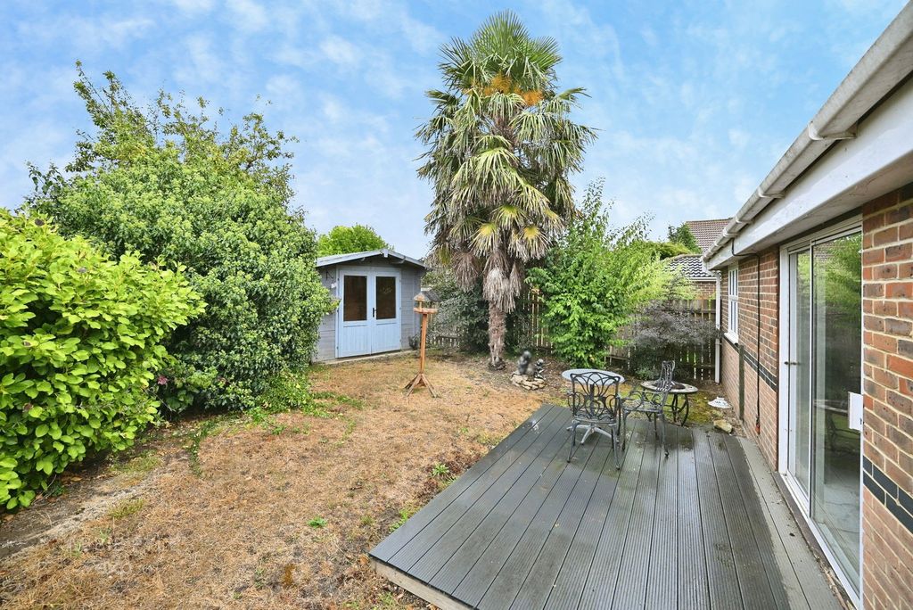 Property photo 3 of 11