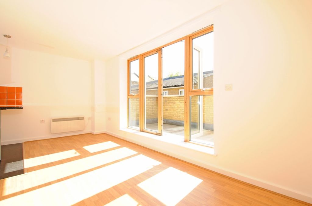 Property photo 2 of 6 556260 (1)A
