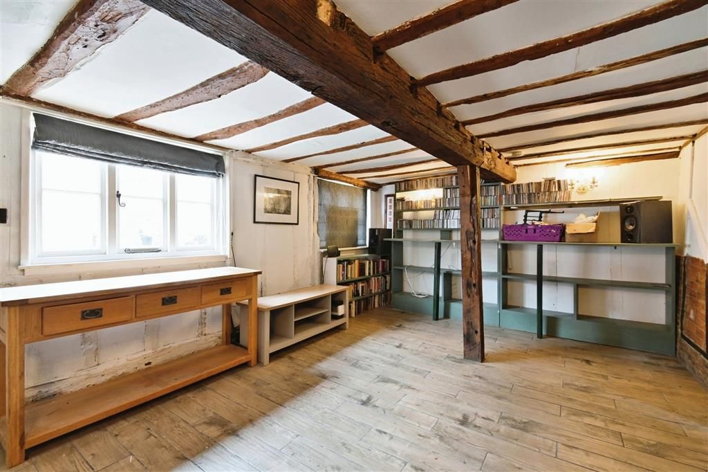 Property photo 3 of 13