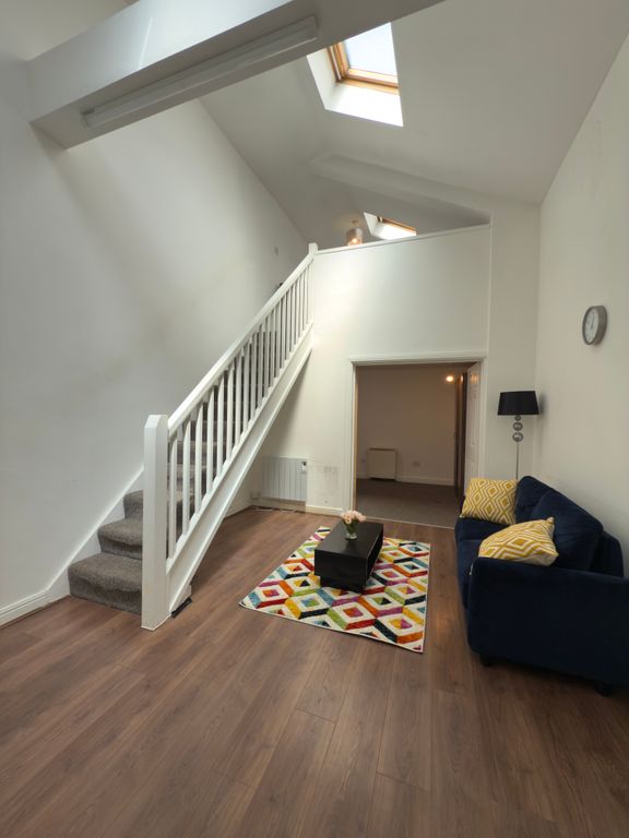Property photo 1 of 5