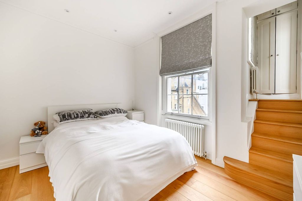 Property photo 3 of 8