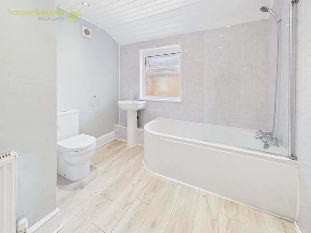 Property photo 2 of 29