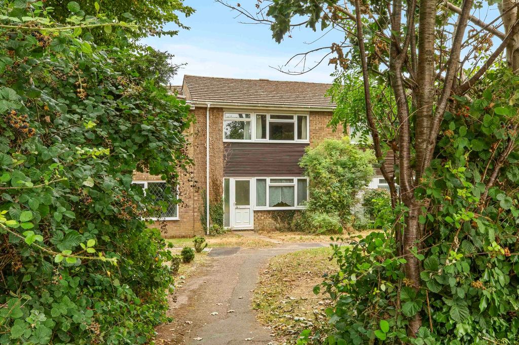 Property photo 1 of 12
