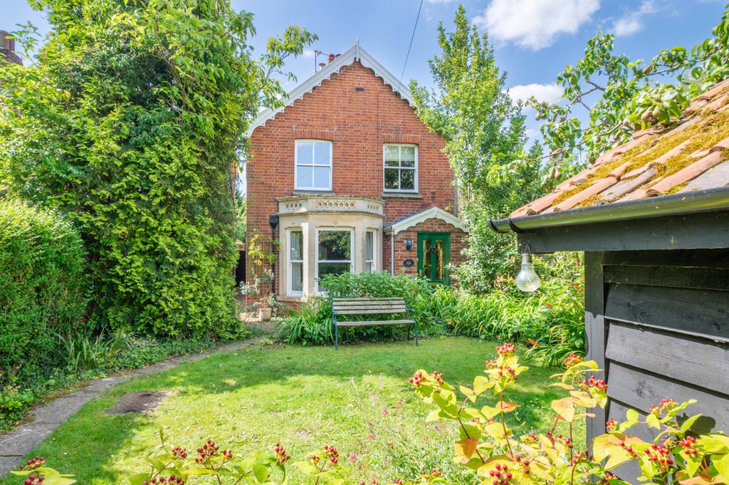 Property photo 1 of 13