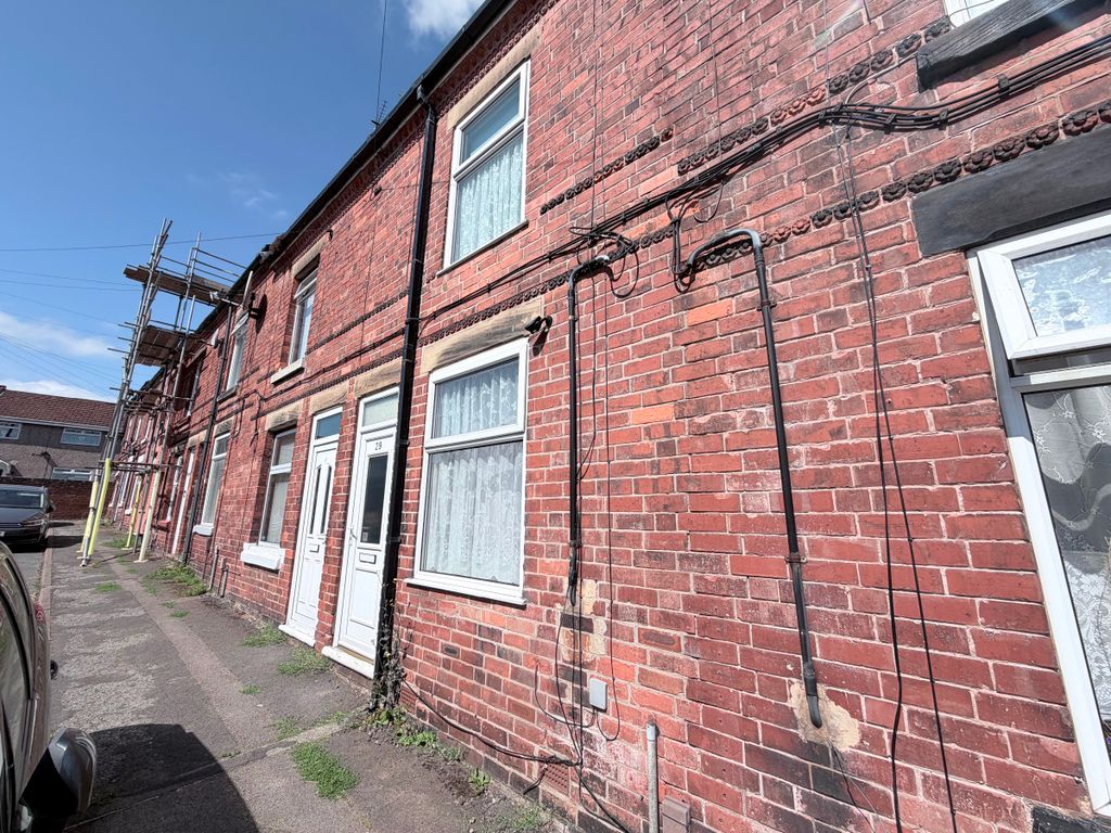 Property photo 1 of 12
