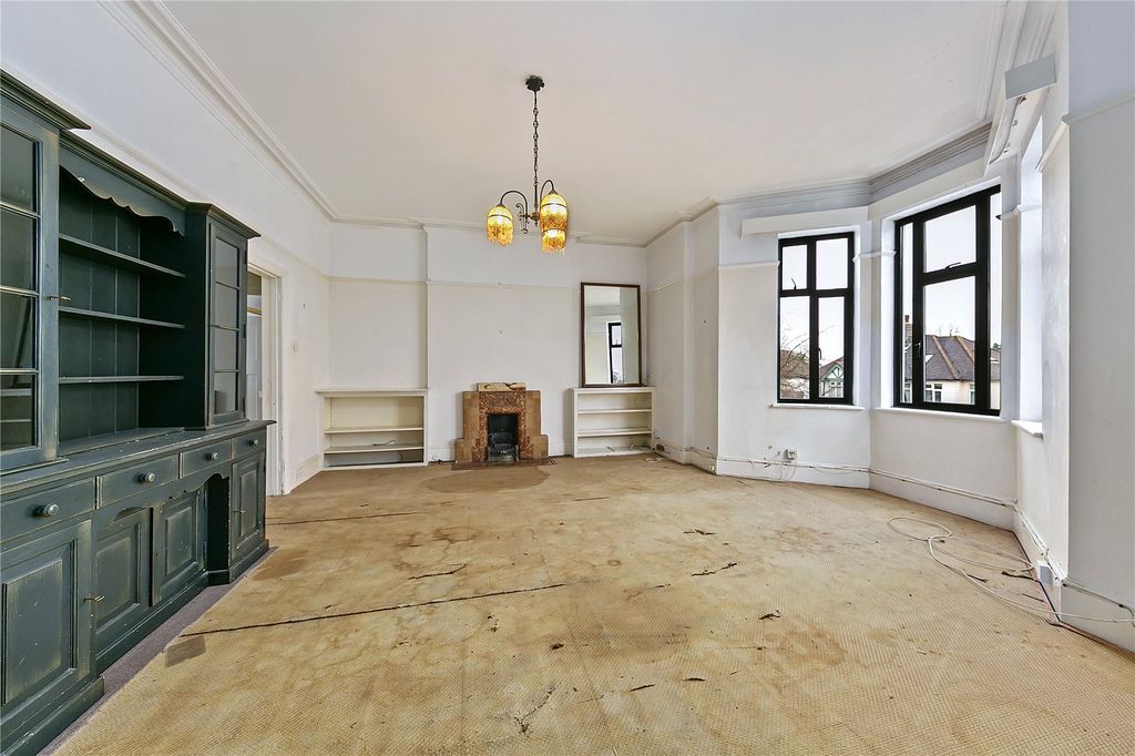 Property photo 2 of 13 Picture No. 21