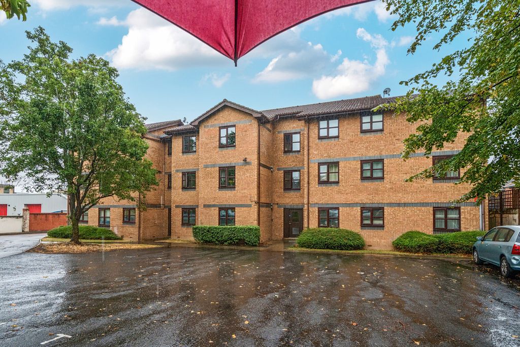 Property photo 1 of 9 1511856-1-6A9Fcc0...