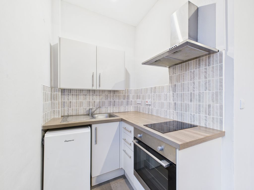 Property photo 2 of 3 Kitchen