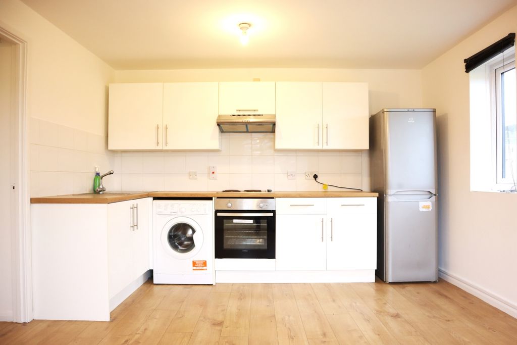 Property photo 3 of 5 Kitchen - Diner