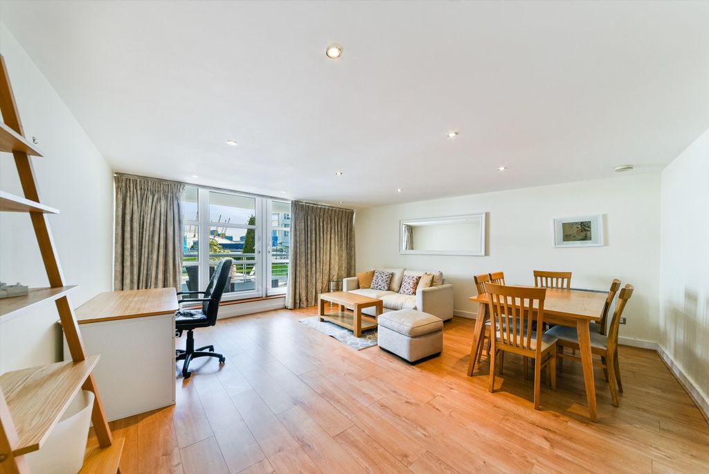 Property photo 1 of 11 Image
