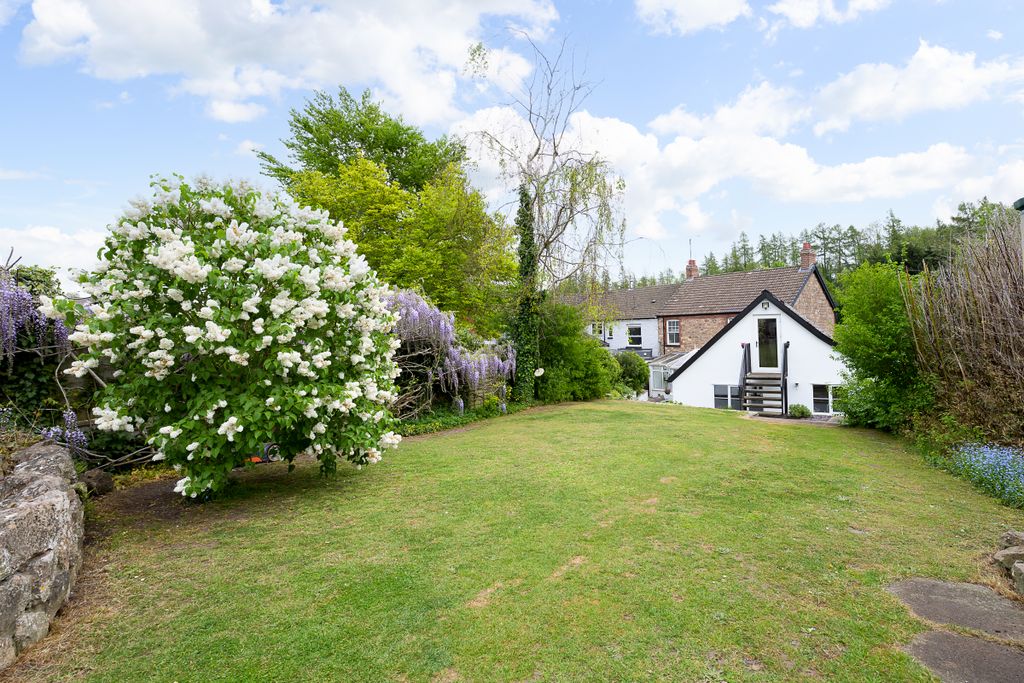 Property photo 1 of 25 Bourne House-52