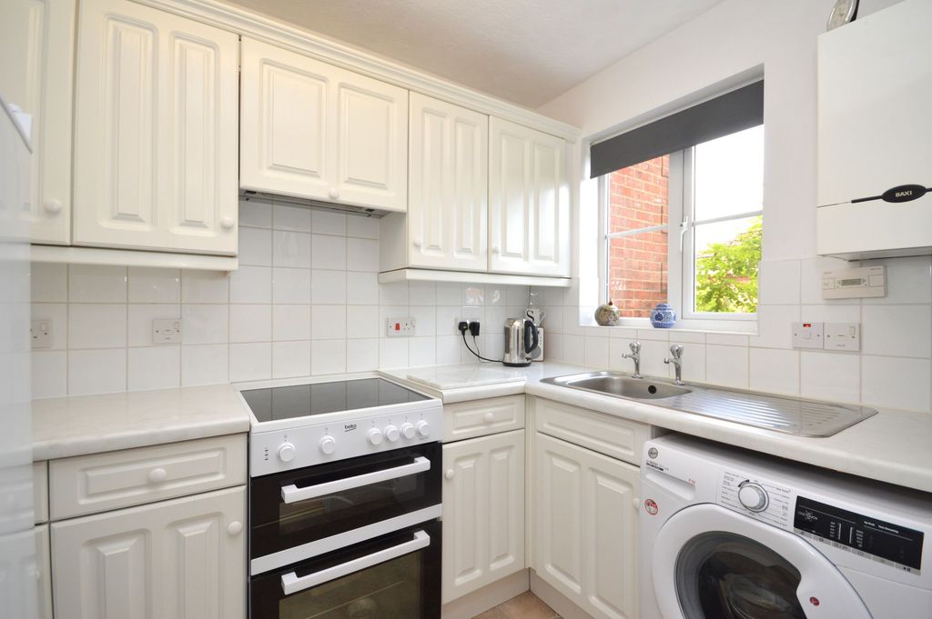 Property photo 3 of 23