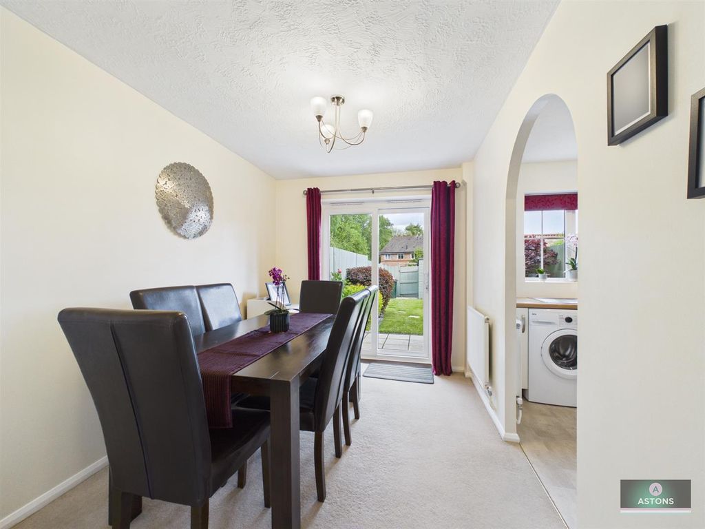 Property photo 3 of 18 Dining Room