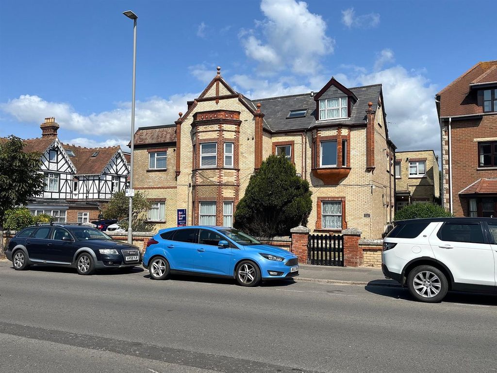 Property photo 1 of 16 4250 Windowcard.Jpg