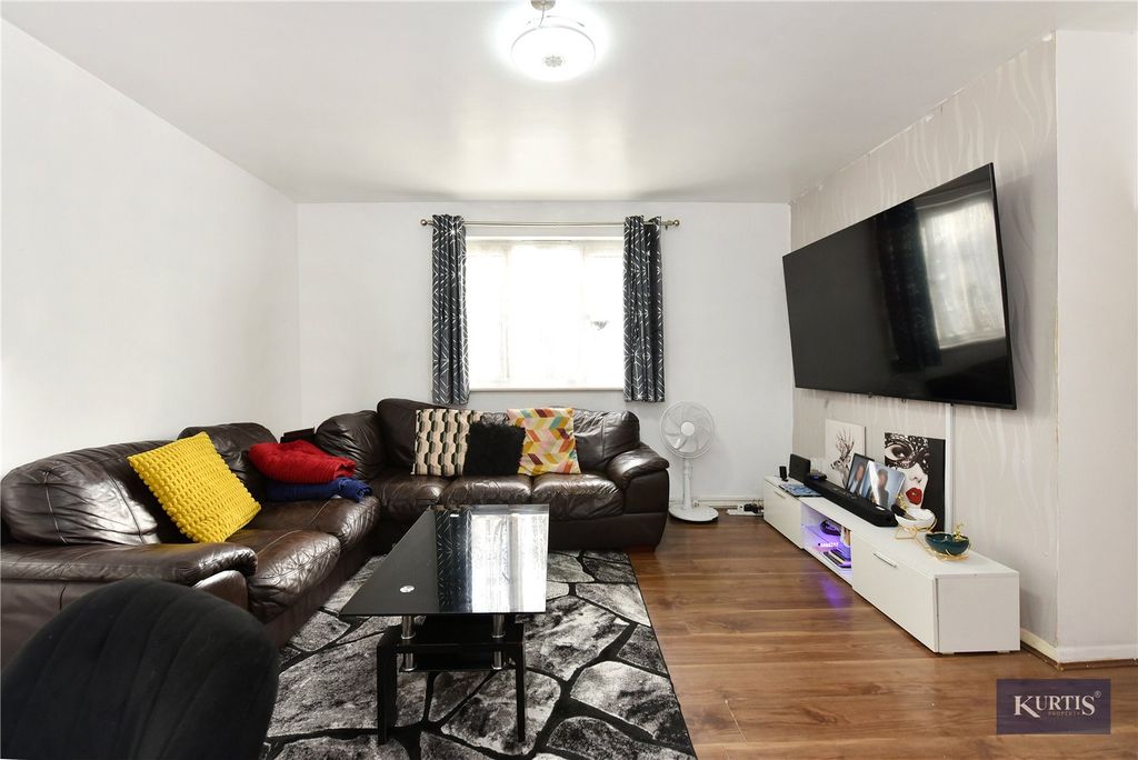 Property photo 2 of 12 Picture No. 07