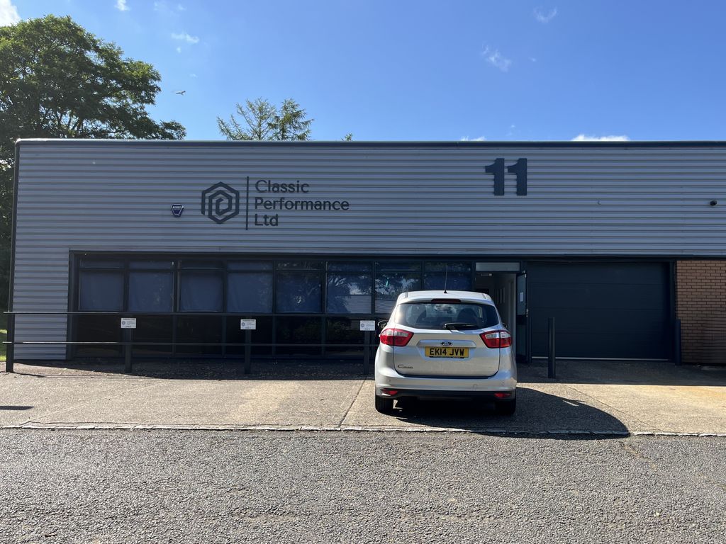 Property photo 1 of 6