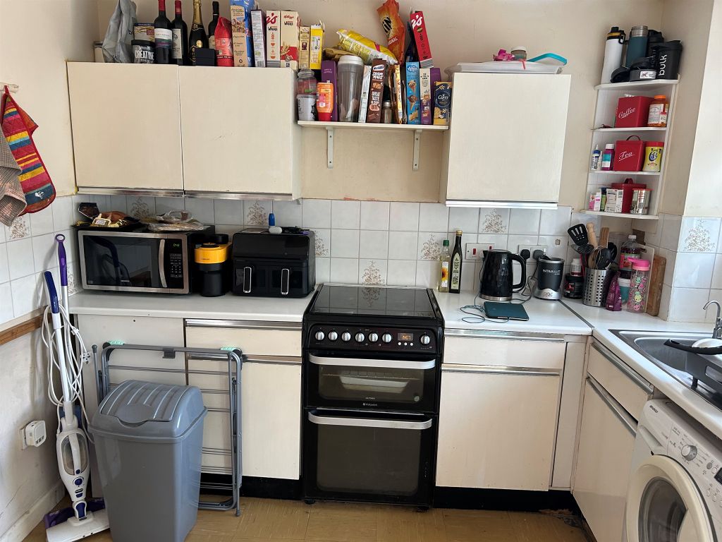 Property photo 2 of 11