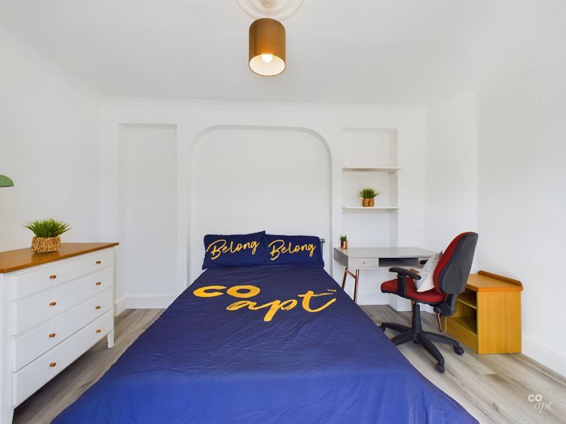 Property photo 1 of 13 Photo 28