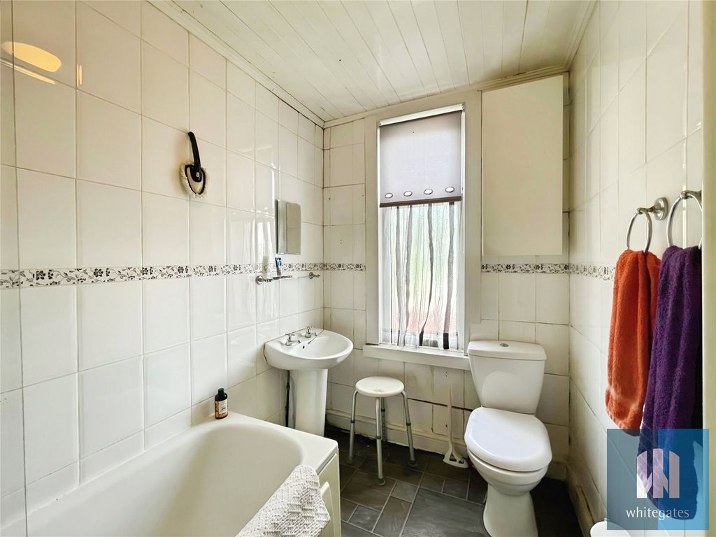 Property photo 3 of 12 Picture No. 06