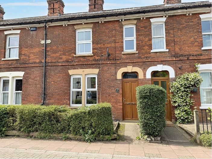 Property photo 1 of 9 Front View