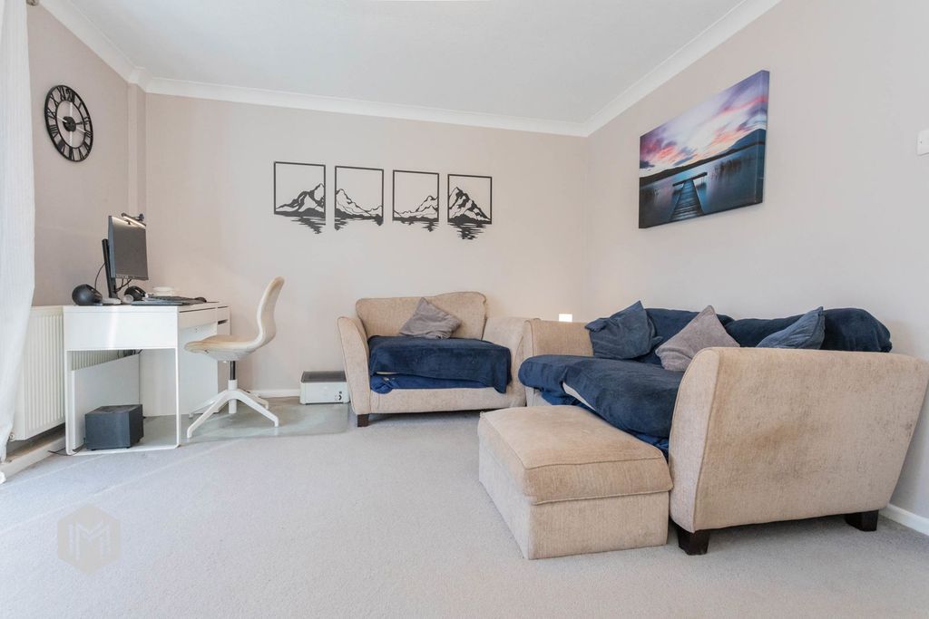 Property photo 3 of 26 Photograph