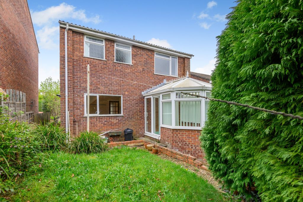 Property photo 2 of 22