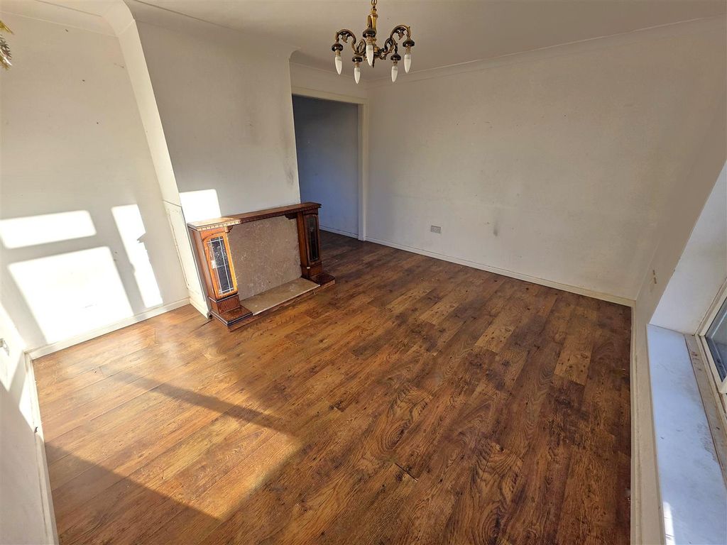 Property photo 2 of 24 20251202_101955.Jpg