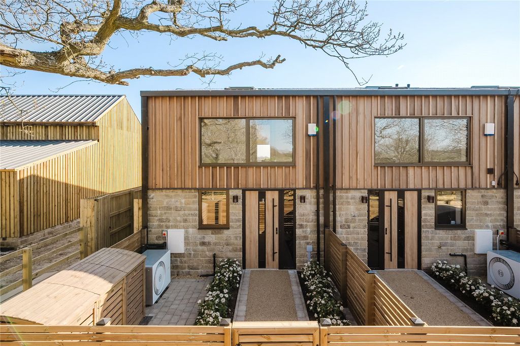 Property photo 2 of 20 Owl Cottage