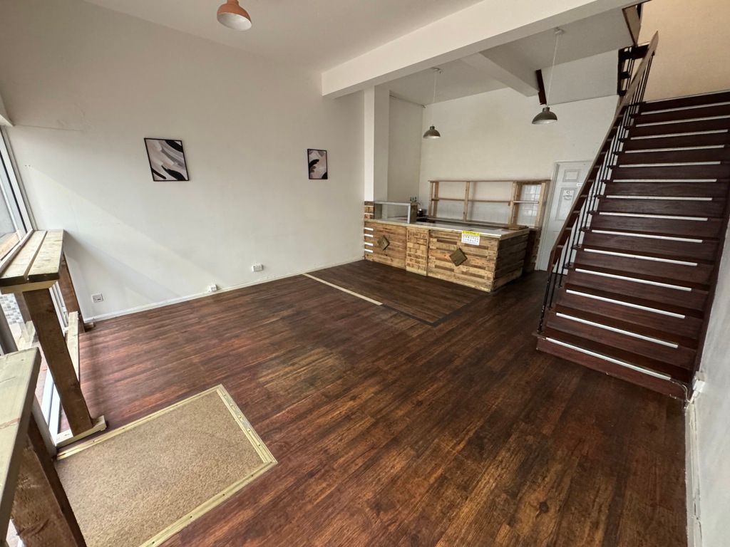 Property photo 2 of 6 Photo 7
