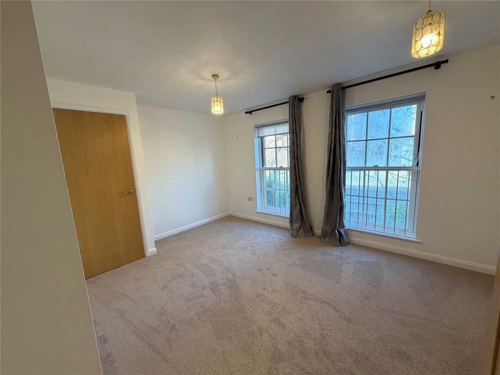 Property photo 1 of 7 Picture No. 04